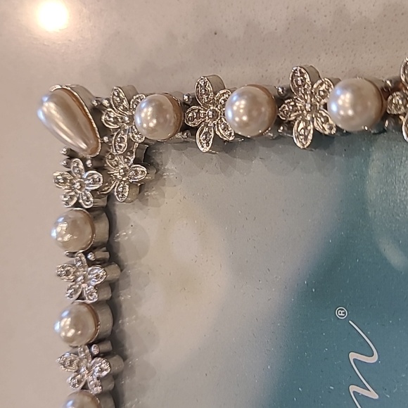 Heirloom Trends Frame - Picture 3 of 7